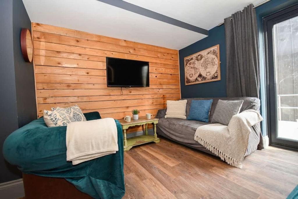Headingley Apartment | 2 Private Rooms in Shared Apartment with Kitchen