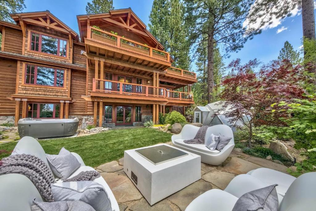 Incline Village House | A Touch Of Tuscany In a Lake Tahoe Estate