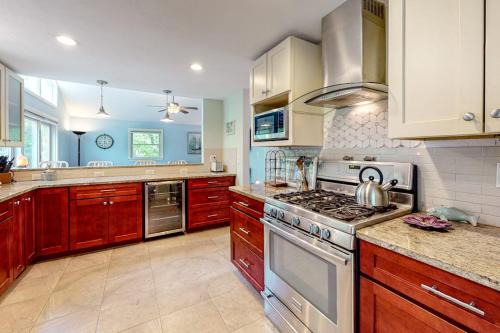 Mashpee House | Birch Grove