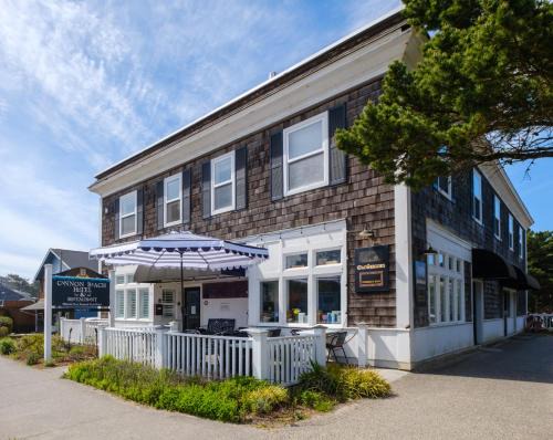 Downtown Cannon Beach Hotel | Cannon Beach Hotel Collection