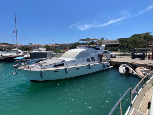 Dalyan Mahallesi Boat Rental | Exclusive Yatching