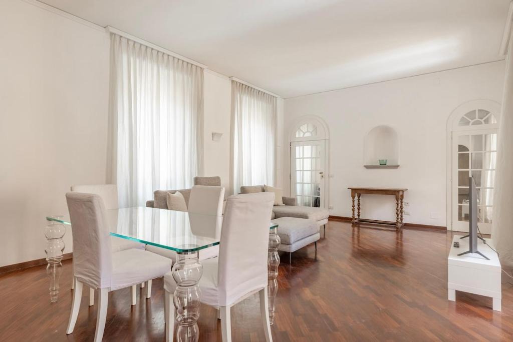 Rione IV Campo Marzio Apartment | La Dolce Vita - Elegant retreat in the heart of Rome