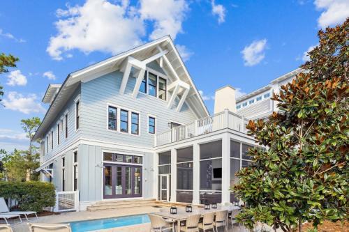 Watercolor House | Private Pool, Lake Views, Great Outdoor Space - Lake District Home in Watercolor, FL home