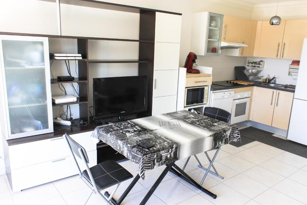 Saint-Isidore Apartment | Stadium View