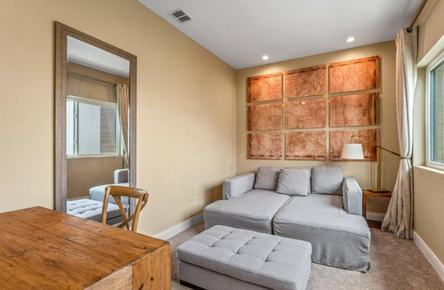Florida Central Atlantic Coast House | 7462 Magic Village retreat luxury 8 min to Disney