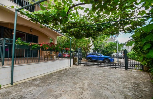 Dobrota Apartment | Apartment Radulovic