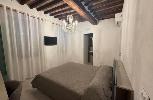 Chiusdino Apartment | b&b K2R