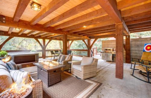 Sutter Creek House | Bear Lodge Waterfront Cabin w/Level 2 EV Charger