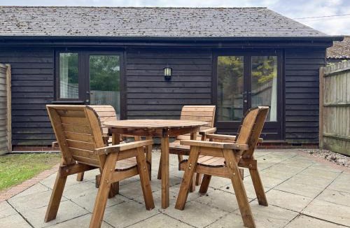 Ashford House | Countryside cottage near award-winning Woodchurch