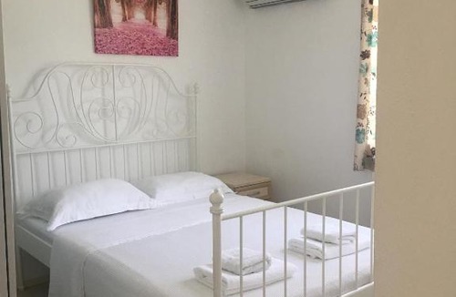 Alacati Bed & Breakfast | Defne Ev Hotel