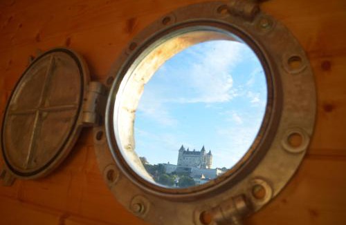 Saumur Boat Rental | Different Holidays