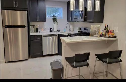 Downtown Baltimore Apartment | Downtown and Inner Harbor Apartment