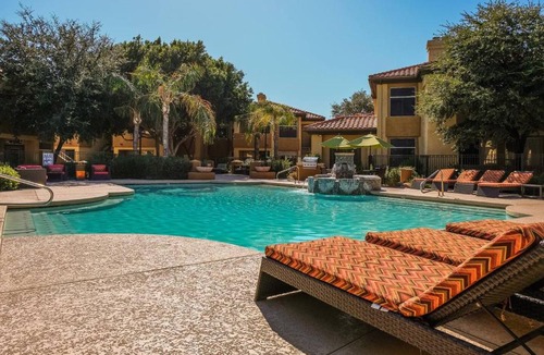 Paradise Valley Village Apartment | FRONTDESK North Scottsdale Paradise Valley Apts