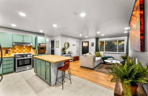 Scenic Heights Apartment | Modern Arvada Suite Sauna & Games