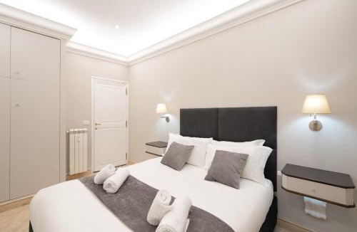 Rione V Ponte Apartment | Ninfa Maison Rome Piazza Navona-Coronari