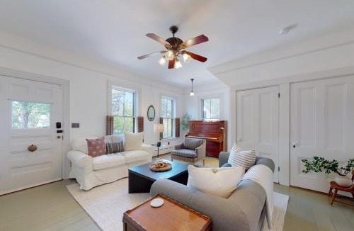 West Dennis House | Old Mansard