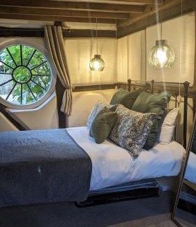 Putley Hotel | Old Rectory House, Redditch