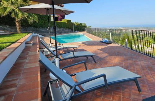 Piedimonte Etneo House | Open Land Holiday House