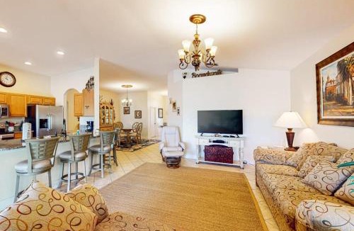 Beachwalk Isles House | Palm Tree Paradise