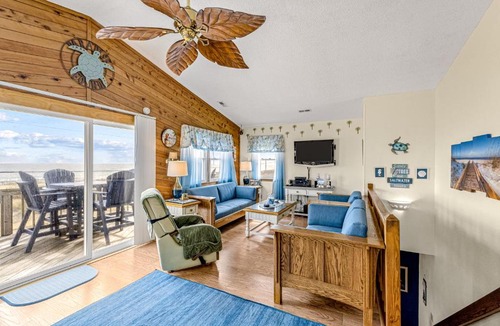 Kitty Hawk House | Paradise Found