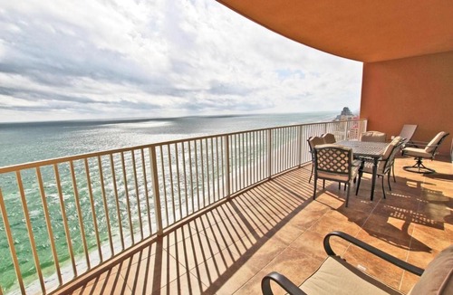 Orange Beach House | Phoenix Orange Beach 2004 by Youngs Suncoast