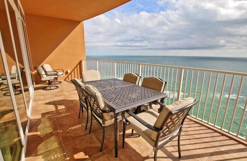 Orange Beach House | Phoenix Orange Beach 2004 by Youngs Suncoast
