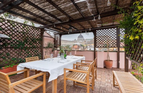 Rione XIV Borgo Apartment | Piacentino Homes San Pietro apartment