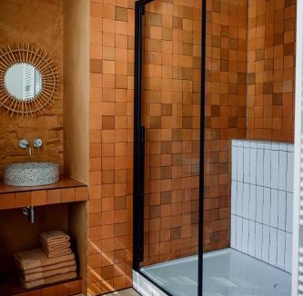 Etikhove House | Plein 11
