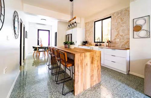 Aguadilla Pueblo House | Rompeolas