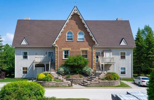 The Blue Mountains House | Still Winds - Private Patio - Shuttle to Blue