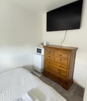 Blackburn House | Suite 3 En-suite Room with Double Bed