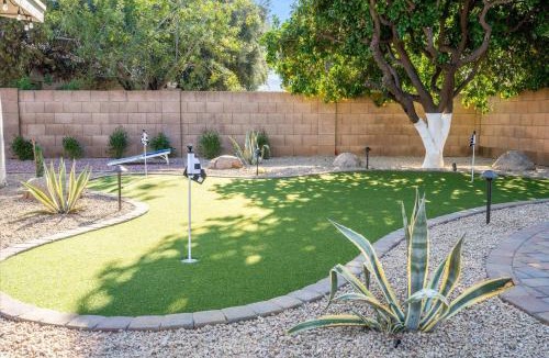 Moon Valley House | The Rusty Cactus