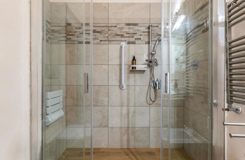 Repubblica Apartment | TreasureRome Opera & Trevi Green Suite 2BR
