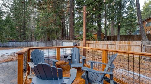 Pineland House | Westlake Cabin by AvantStay