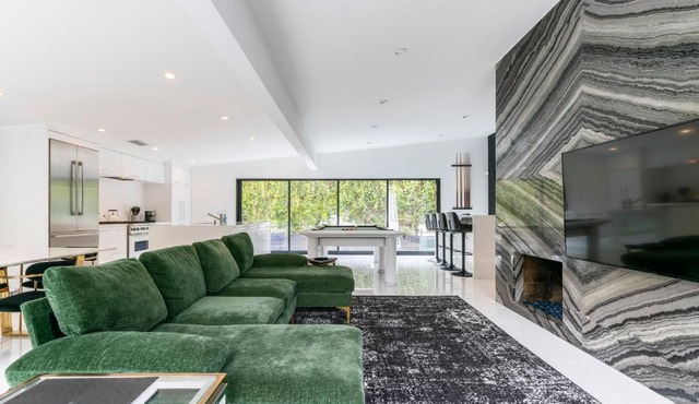 $3M Modern Hollywood New Construction Villa Oasis