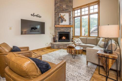 Alpenglow Condo 36A