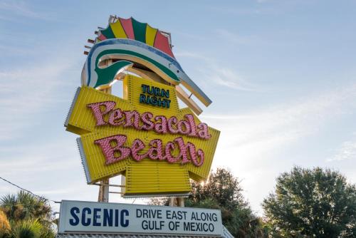 Beach Front Beauty by Gulf Coast Getaways