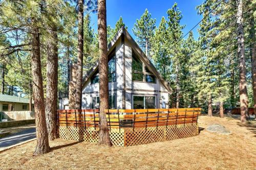Bear Chalet - Snow Play - 4 Bedrooms - Foosball