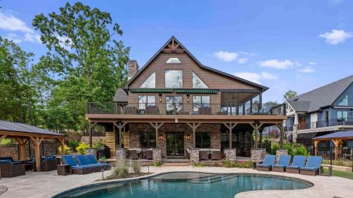 Black Bear Lodge by AvantStay