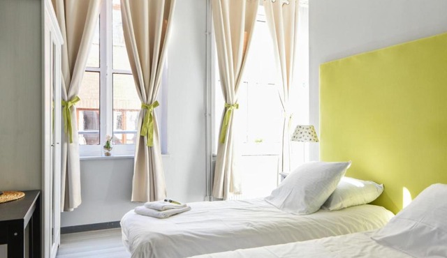 Bright studio close to the stations in Central Lille - Welkeys