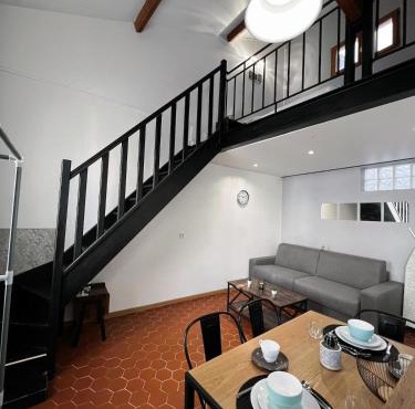 Central Super Loft