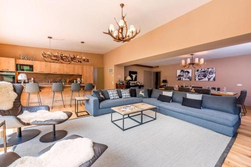 Chalet Blake