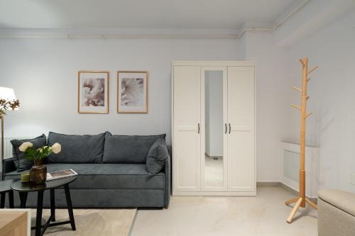 Charming Studio Central Adress