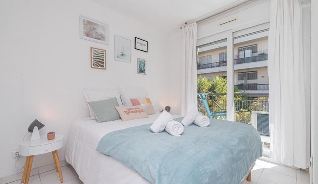 Comfortable 1 Bdr Downtown - AC & Parking