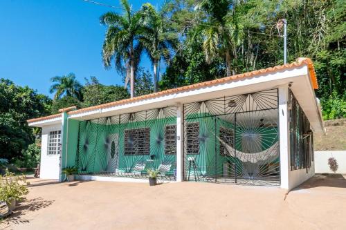 Comfortable & Spacious Mountain Home in Utuado