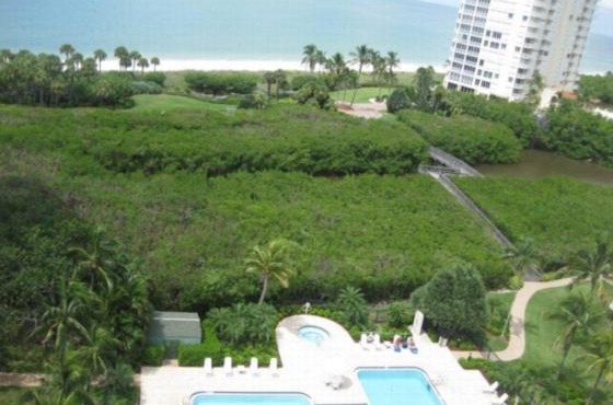 Condo with Pool near Beach