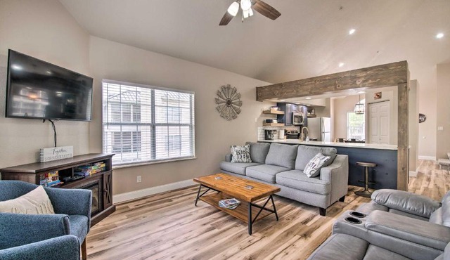 Cozy + Deluxe Branson Condo w/Covered Balcony