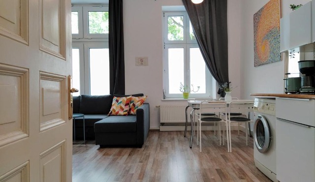 Cozy studio in Friedrichshain, 4 quiet guests only