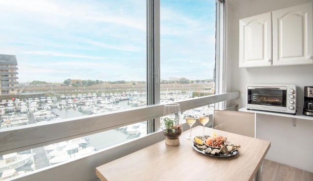 Face à Juno Beach - Appartement vue mer et port