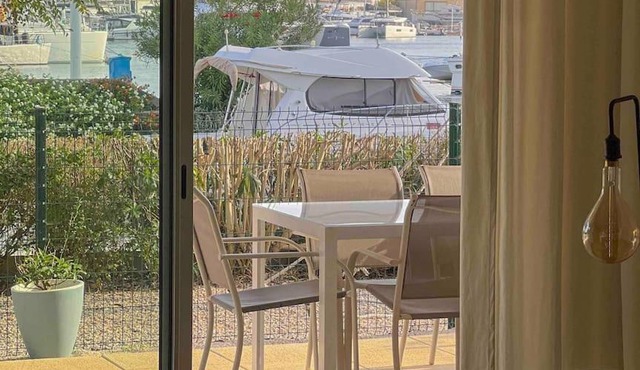 Face au bateaux, Neuf, 2 chambres , jardin